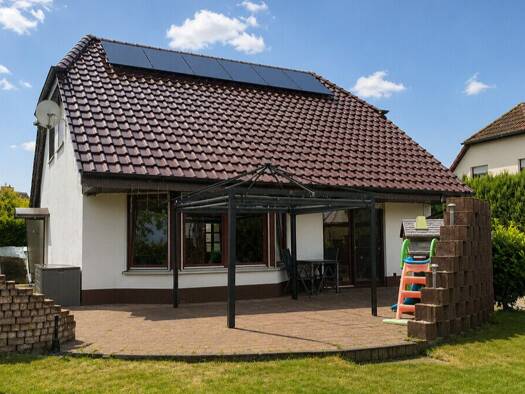 Einfamilienhaus zum Kauf 355.000 € 4 Zimmer 125 m² 536 m² Grundstück Thalheim Bitterfeld-Wolfen 06766