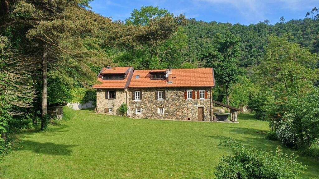 Einfamilienhaus zum Kauf 395.000 € 3 Zimmer 250 m² 82.788 m² Grundstück frei ab sofort Pontinvrea 17042