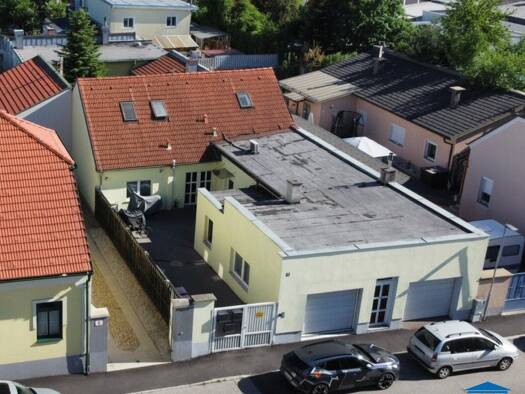 Sonstiges zum Kauf als Kapitalanlage geeignet 320.000 € 9 Zimmer 336,8 m² 540 m² Grundstück Wiener Neustadt 2700