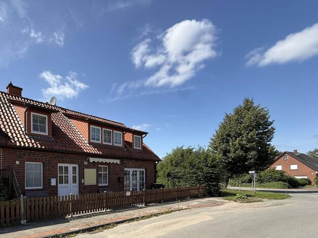 Mehrfamilienhaus zum Kauf provisionsfrei 190.000 € 4 Zimmer 140 m² 136 m² Grundstück Am Markt 8 Barskamp Bleckede 21354