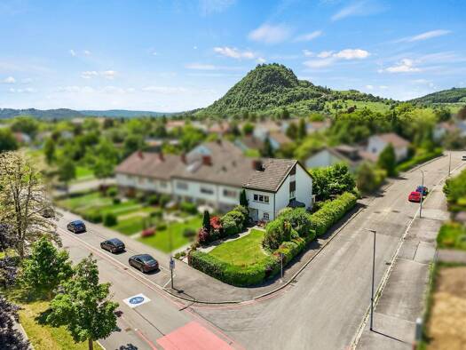 Reihenendhaus zum Kauf provisionsfrei 5,5 Zimmer 141 m² 410 m² Grundstück Singen Singen (Hohentwiel) 78224