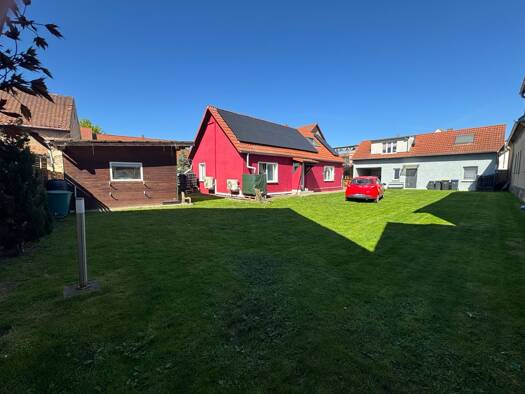 Haus zum Kauf 8 Zimmer 210 m² 610 m² Grundstück Peterstraße 14 Dahlenwarsleben Niedere Börde 39326