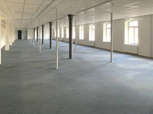 Büro-/Praxisfläche zur Miete Weiden 92637