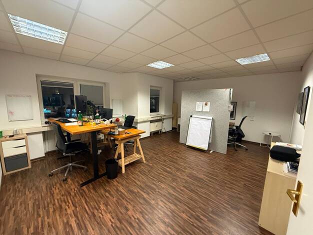 Bürofläche zur Miete provisionsfrei 1.200 € 38 m² Bürofläche Stresemannstraße St. Pauli Hamburg 22769