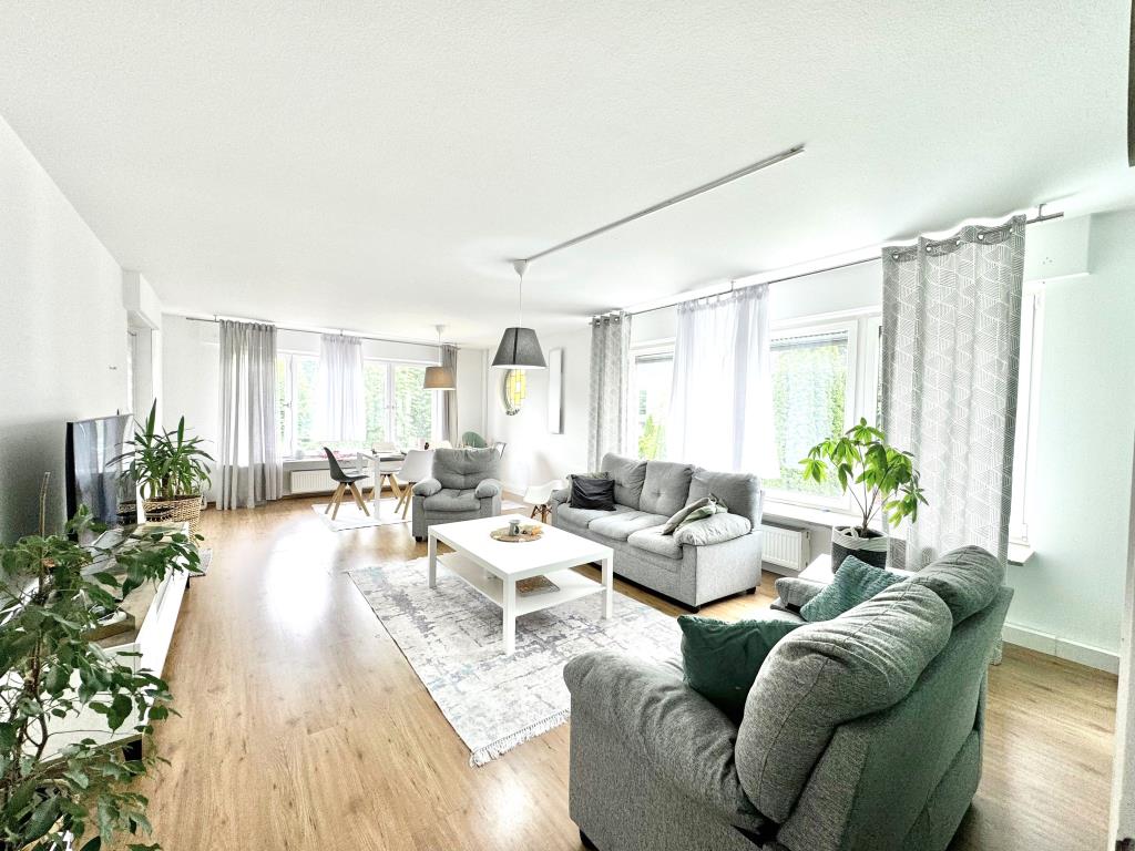 Wohnung zum Kauf 299.000 € 4 Zimmer 119 m²<br/>Wohnfläche ab sofort<br/>Verfügbarkeit Sulzbach Sulzbach an der Murr 71560