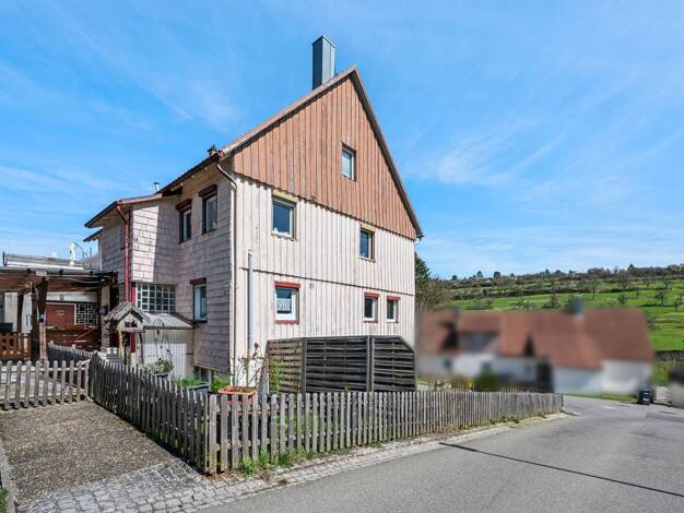 Mehrfamilienhaus zum Kauf 265.000 € 11 Zimmer 279 m² 517 m² Grundstück Egenhausen 72227