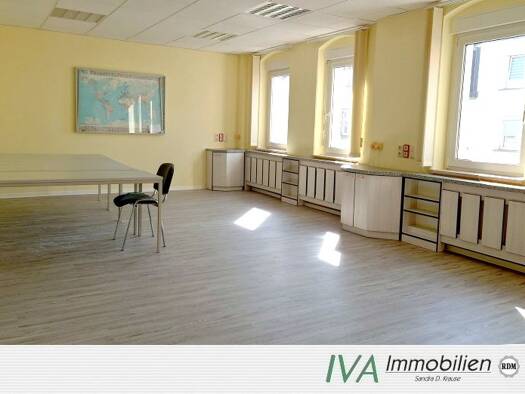Bürofläche zur Miete provisionsfrei 320 € 2 Zimmer 58 m² Bürofläche Lange Straße Weida Riesa 01587