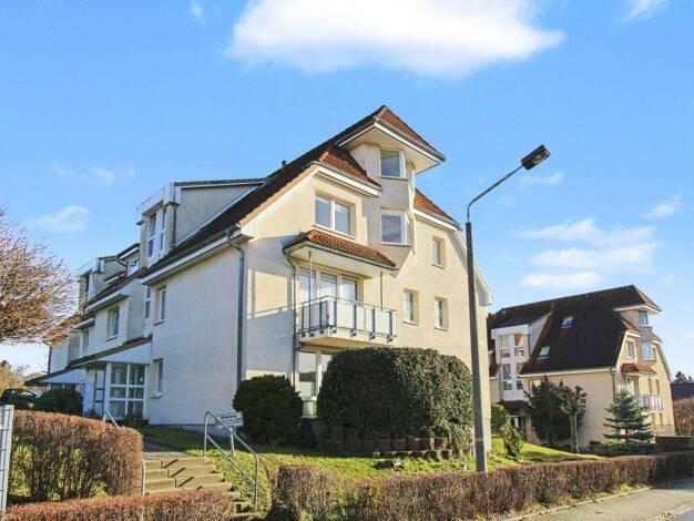 Wohnung zum Kauf 120.000 € 2 Zimmer 65,2 m² 2. Geschoss Radeberg 01454