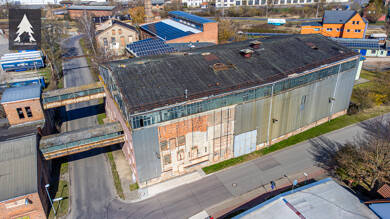 Lagerhalle zum Kauf 49.000 € 1.665 m² Lagerfläche Bahnhofstraße 3 Gatersleben Gatersleben 06466