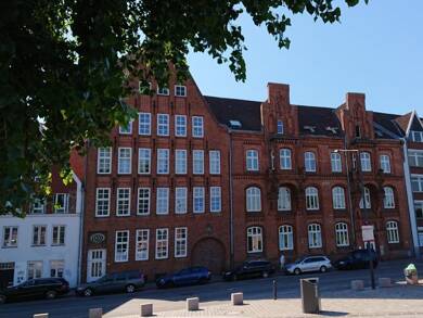 Wohnung zur Miete 1.121 € 3 Zimmer 81 m² 1. Geschoss frei ab 01.10.2025 An der Untertrave 54 Innenstadt Lübeck 23552