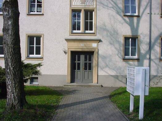 Wohnung zur Miete 215 € 2 Zimmer 39,2 m² 1. Geschoss frei ab sofort Pölbitz Zwickau 08058