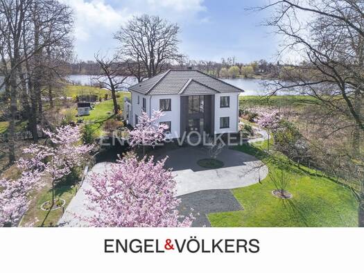 Einfamilienhaus zum Kauf 7 Zimmer 272 m² 3.833 m² Grundstück Schäferdresch Ammersbek 22949