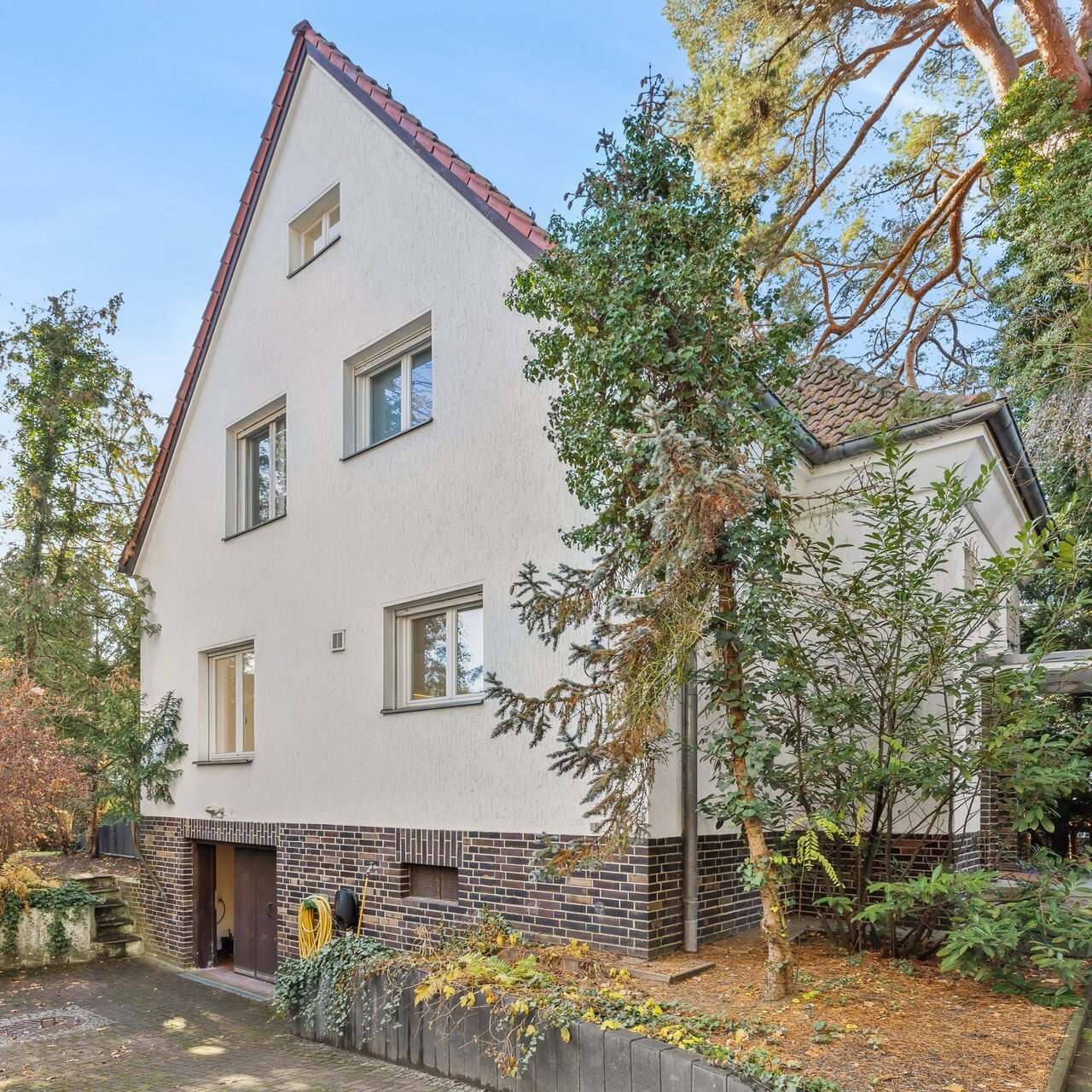 Einfamilienhaus zum Kauf 1.780.000 € 6 Zimmer 155 m²<br/>Wohnfläche 665 m²<br/>Grundstück Nikolassee Berlin 14129