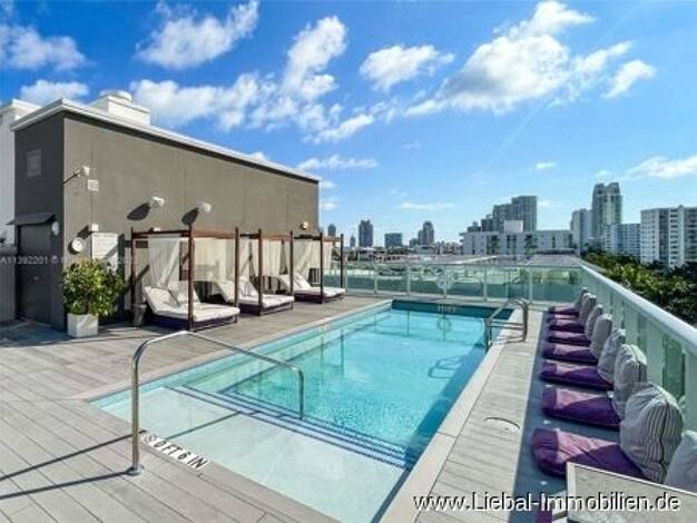 Wohnung zum Kauf 399.000 $ 2 Zimmer 43,6 m² 6. Geschoss Miami Beach 33139