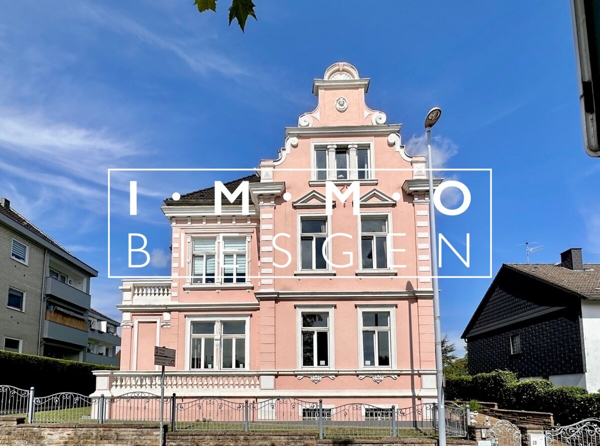 Einfamilienhaus zum Kauf 695.000 € 10 Zimmer 287 m²<br/>Wohnfläche 667 m²<br/>Grundstück Saarn - Mitte und Mintard Mülheim an der Ruhr 45481