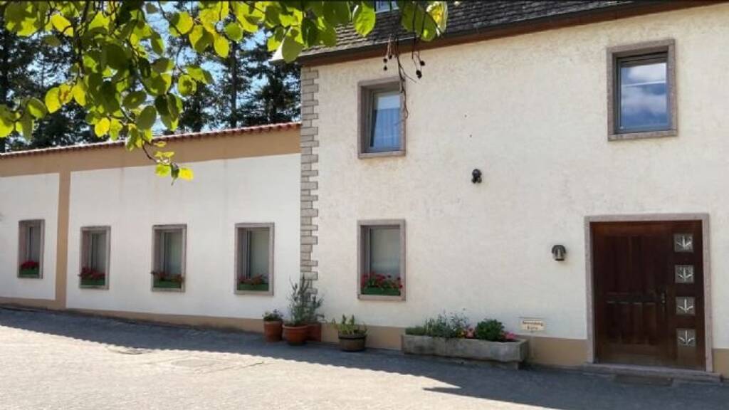 Büro zur Miete 1.123 € 3 Zimmer 125 m² Bürofläche teilbar von 125,6 m² bis 155 m² Bubenheim 55270