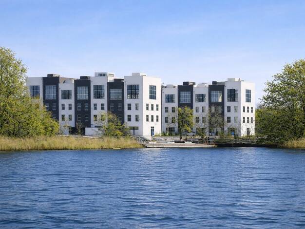 Reihenmittelhaus zur Miete 3.950 € 7 Zimmer 200 m² 246 m² Grundstück frei ab 01.06.2026 Charlotte-Salomon-Hain 9 Rummelsburg Berlin 10317