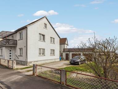 Einfamilienhaus zum Kauf 189.000 € 10 Zimmer 206 m² 450 m² Grundstück Langenfeld Langenfeld 91474