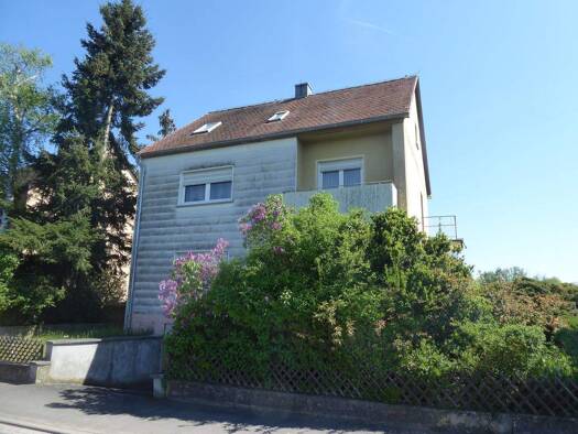 Mehrfamilienhaus zum Kauf 265.000 € 6 Zimmer 260 m² 617 m² Grundstück Birkenfeld Neustadt/Aisch 91413