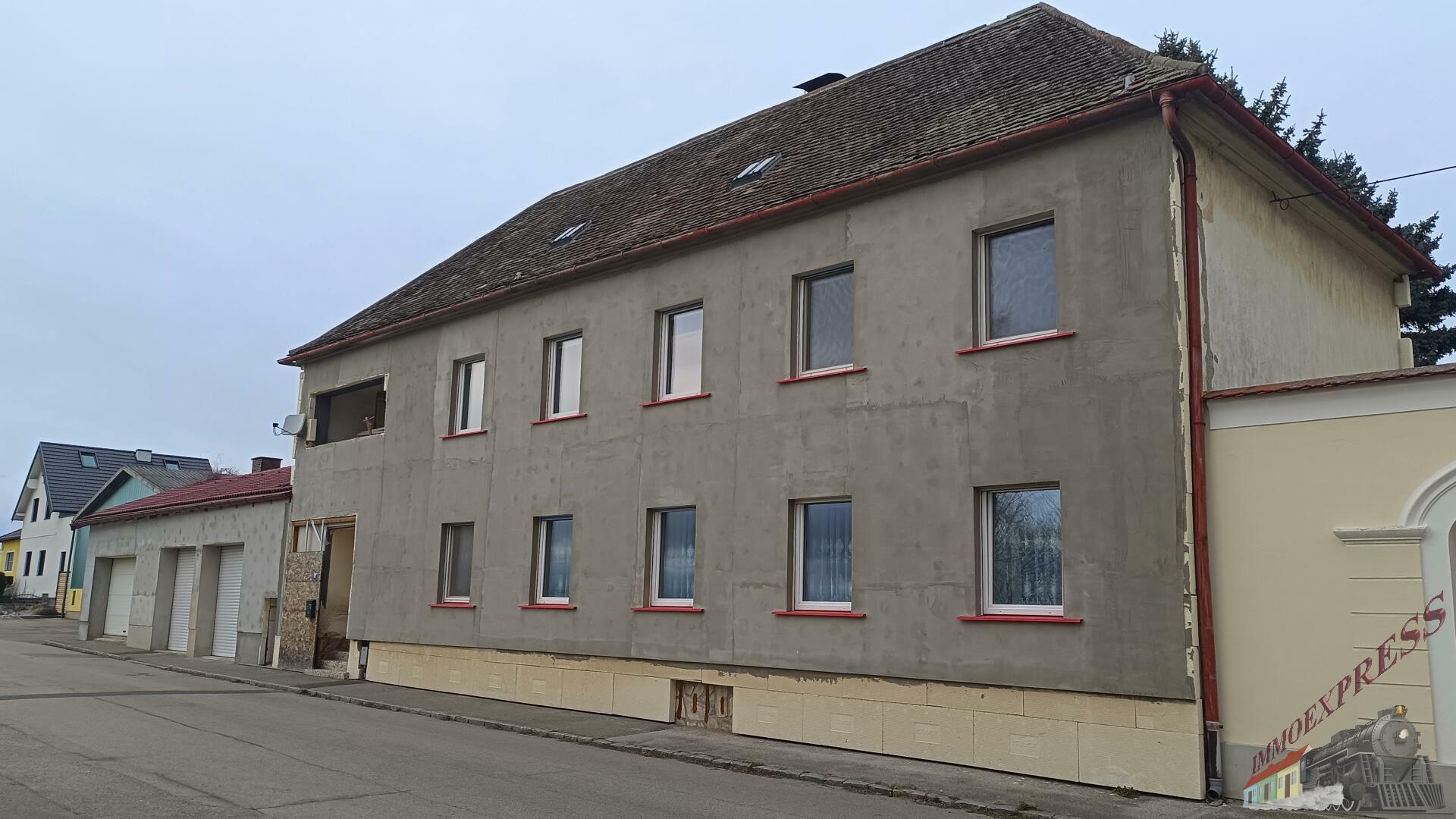 Einfamilienhaus zum Kauf 325.000 € 4 Zimmer 270 m²<br/>Wohnfläche 803 m²<br/>Grundstück Goggendorf 3714