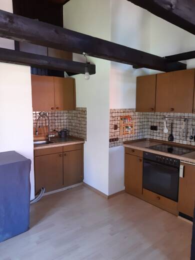Wohnung zur Miete 390 € 1 Zimmer 65 m² Dachgeschoss, 2. Geschoss frei ab sofort Festungsberg 11 Kulmbach Kulmbach 95326
