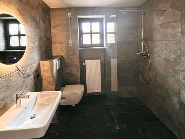 Wohnung zur Miete 1.450 € 4 Zimmer 110,5 m² 1. Geschoss Augsburger Straße 40 Kumpfmühl-Ziegetsdorf-Neuprüll Regensburg 93051