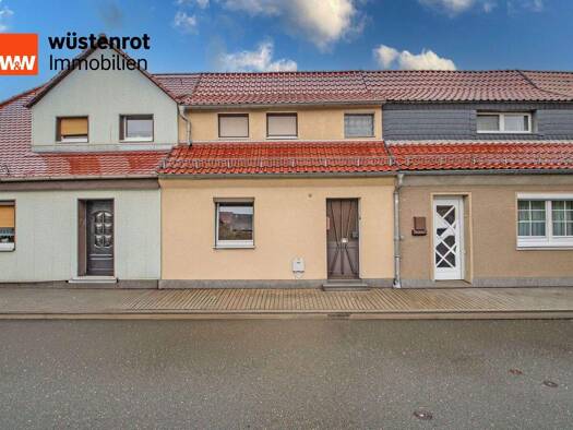 Reihenmittelhaus zum Kauf 89.000 € 4 Zimmer 80,1 m² 600 m² Grundstück Meuselwitz 04610
