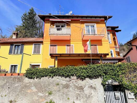 Haus zum Kauf 326.000 € 3 Zimmer 143 m² 60 m² Grundstück Luino 21016