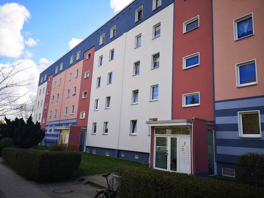 Wohnung zur Miete 350 € 2 Zimmer 52,1 m² 3. Geschoss frei ab 30.09.2026 Störtebekerstr. 6 Bergen Bergen auf Rügen 18528