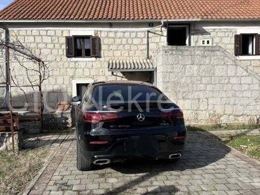 Haus zum Kauf 250.000 € 8 Zimmer 116 m² Dicmo Kraj