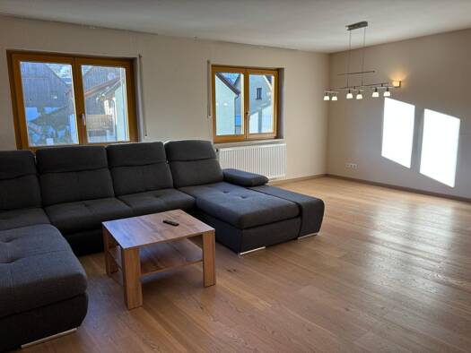 Wohnung zur Miete 760 € 3 Zimmer 95 m² Geschoss 1/2 frei ab sofort Oberehrenbach Leutenbach 91359