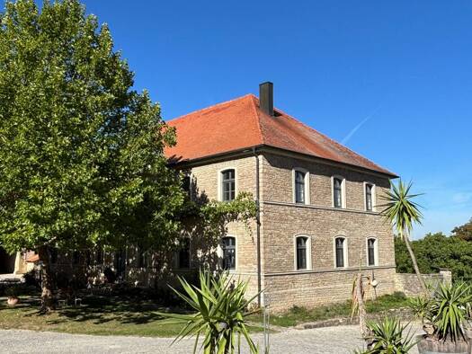 Wohnung zur Miete 828 € 4 Zimmer 103,5 m² Geschoss 1/2 frei ab 01.11.2026 Volkach Volkach 97332