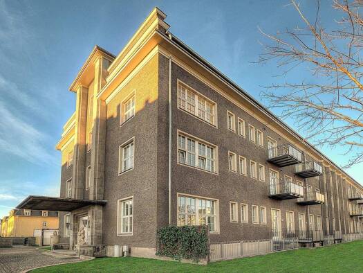 Studio zur Miete 425 € 1 Zimmer 46 m² 2. Geschoss frei ab sofort Gartenstraße 22 Radebeul 01445