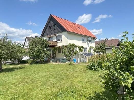 Mehrfamilienhaus zum Kauf 329.000 € 6 Zimmer 160 m² 1.250 m² Grundstück frei ab sofort Hameln 31789