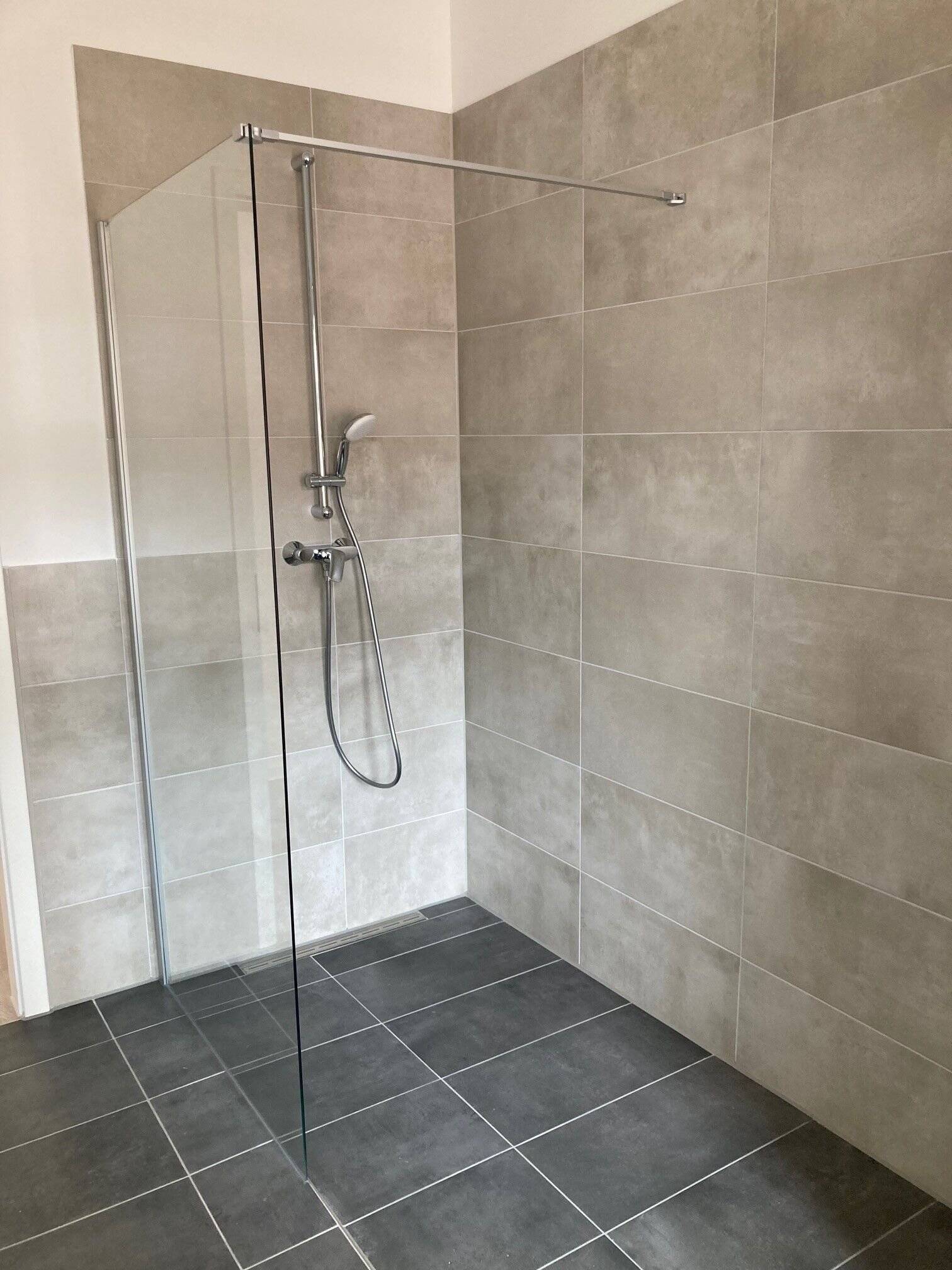 2-Raum-Appartment mit Küche, Lichtsystem, Design- Bad, Aufzug, Waschsalon – An der Markthalle 11, 9111 Chemnitz – Vorschaubild 4
