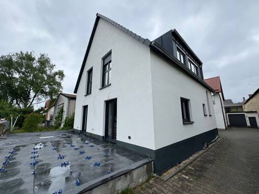 Einfamilienhaus zur Miete 1.650 € 4 Zimmer 122 m² 201 m² Grundstück frei ab sofort Neumarkt 92318
