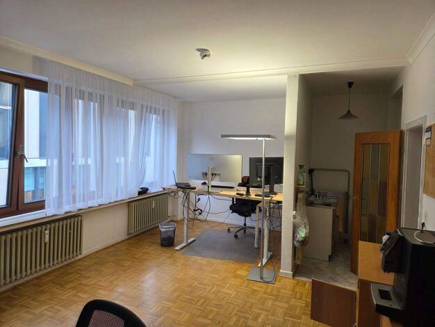 Studio zur Miete 300 € 1 Zimmer 26 m² 3. Geschoss frei ab 01.06.2026 Innenstadt Trier 54290
