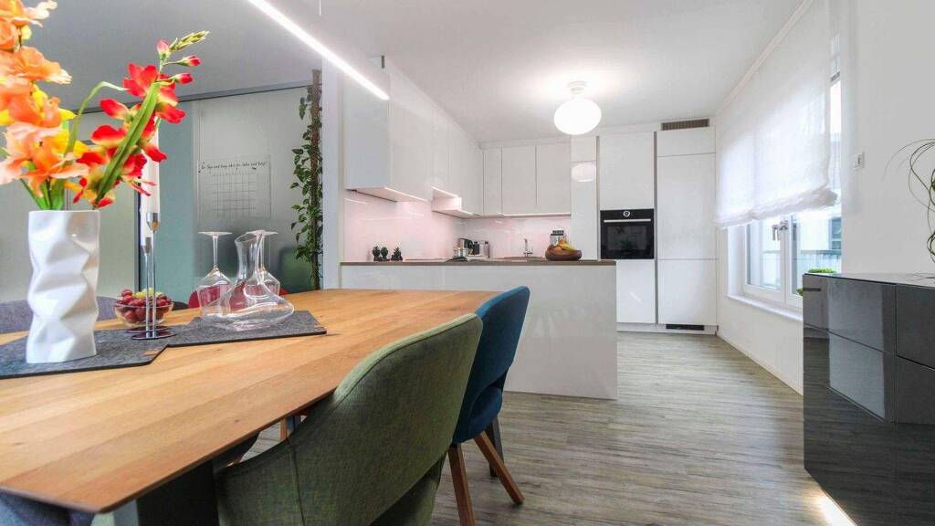 Wohnung zum Kauf 449.000 € 4,5 Zimmer 92,3 m² 1. Geschoss Waldhausen Lorch 73547