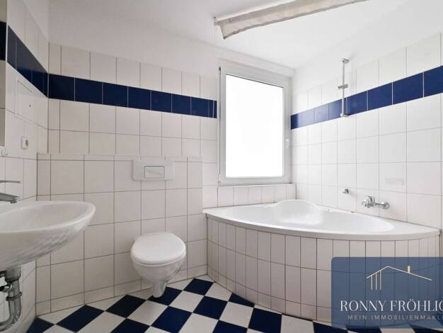 Wohnung zur Miete 360 € 2 Zimmer 59,7 m² Von-Schlegel-Straße 5 Oberhohndorf Zwickau 08056