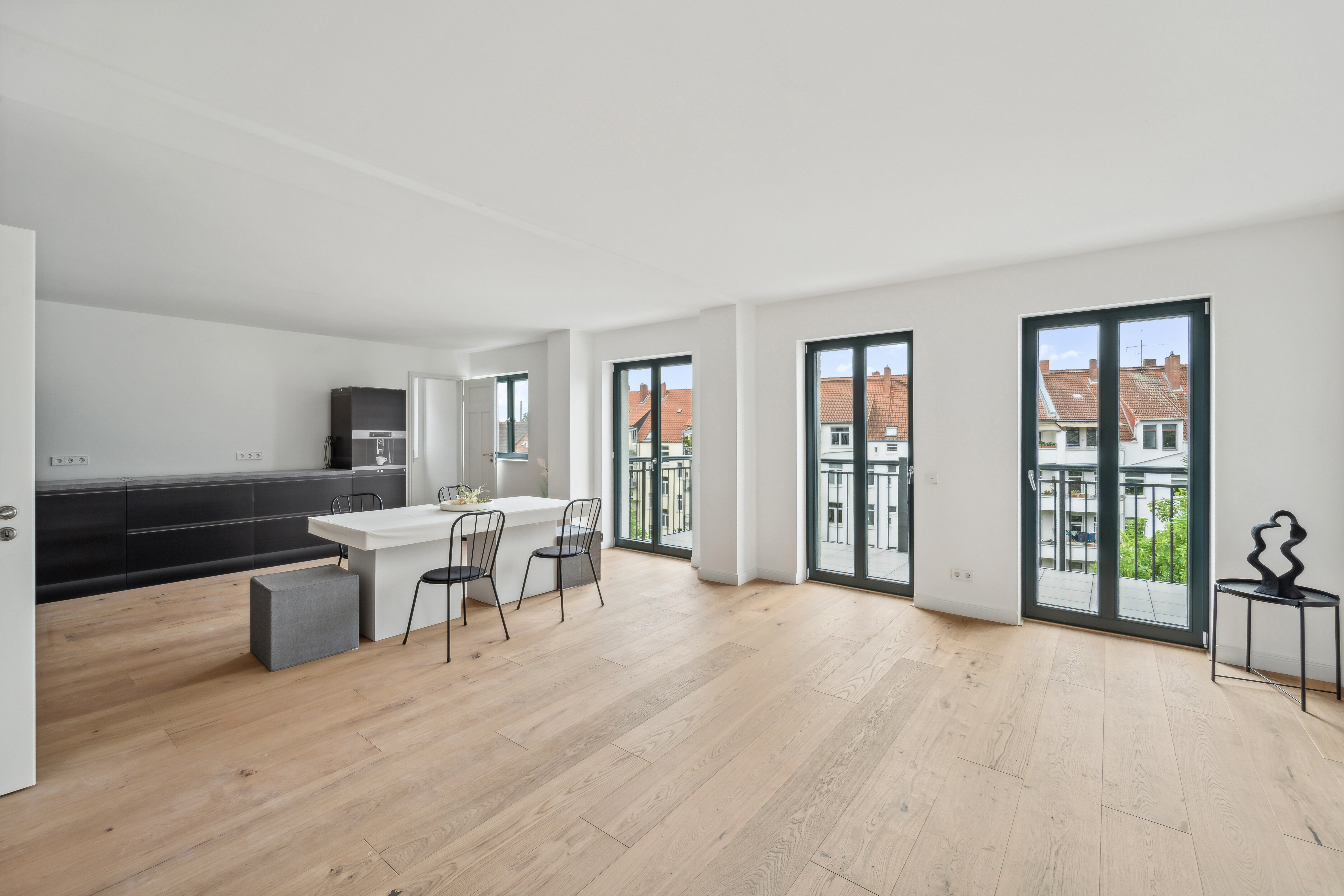 Wohnung zum Kauf 565.000 € 2 Zimmer 101 m²<br/>Wohnfläche 4.<br/>Geschoss List Hannover 30163