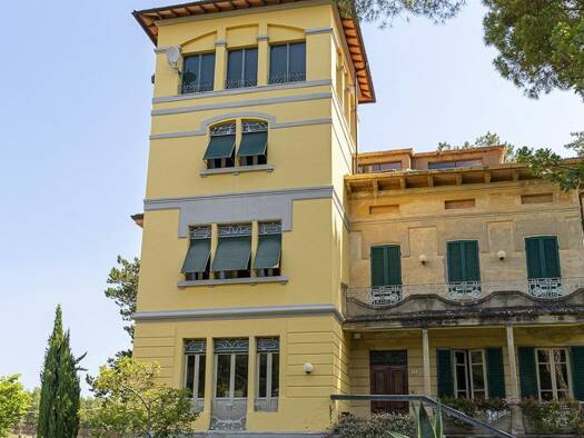 Haus zum Kauf 1.950.000 € 700 m² Arezzo 52100