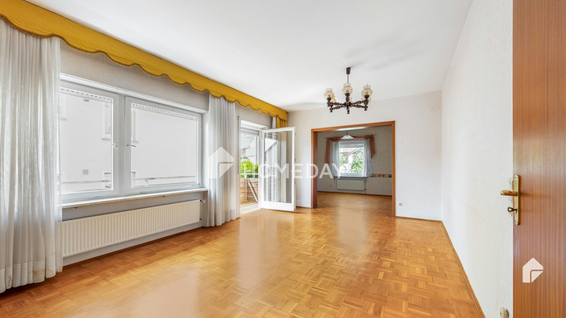 Einfamilienhaus zum Kauf 398.000 € 6 Zimmer 114,8 m²<br/>Wohnfläche 337 m²<br/>Grundstück ab sofort<br/>Verfügbarkeit Benningen 71726