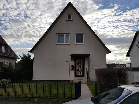 Einfamilienhaus zur Miete 990 € 4 Zimmer 110 m² 600 m² Grundstück frei ab 01.01.2027 Bergshausen Fuldabrück 34277