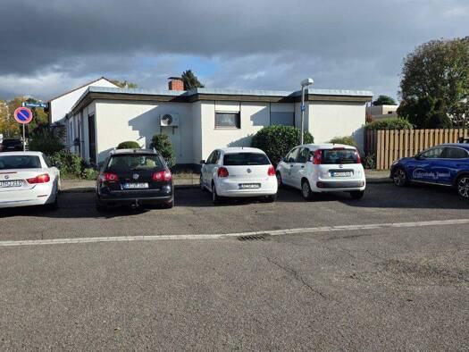 Bungalow zum Kauf 339.000 € 5 Zimmer 144 m² 338 m² Grundstück frei ab sofort Pfingstweide Ludwigshafen am Rhein 67069