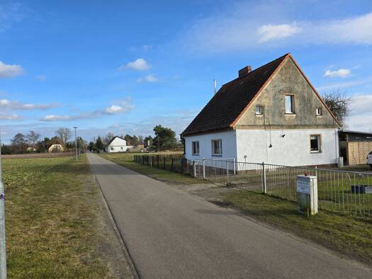 Haus zum Kauf 179.000 € 5 Zimmer 112 m² 800 m² Grundstück Zarrendorf 18510