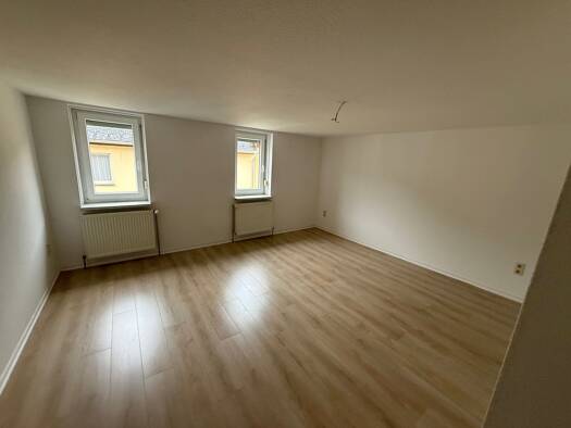 Wohnung zur Miete 335 € 3 Zimmer 64 m² 1. Geschoss Freybergstr. 25 Auma Auma - Weidatal 07955