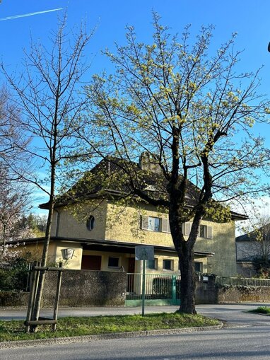 Stadthaus zum Kauf 6 Zimmer 340 m² 1.032 m² Grundstück Grabenhof Wels 4600