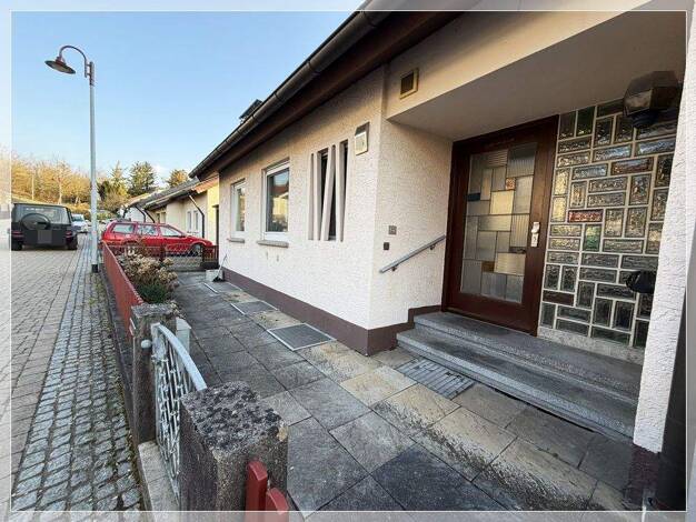 Doppelhaushälfte zum Kauf 349.000 € 5,5 Zimmer 100 m² 449 m² Grundstück Sulpach Ebersbach an der Fils 73061