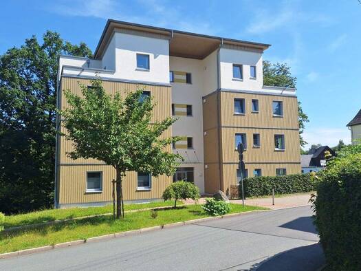 Wohnung zur Miete 980 € 6 Zimmer 131 m² frei ab sofort Stollberg Stollberg/Erzgebirge 09366