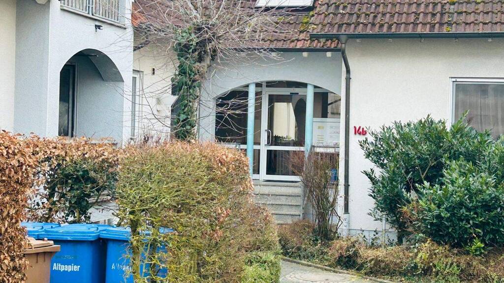 Wohnung zur Miete 810 € 2,5 Zimmer 81 m² frei ab 01.04.2026 Rödger Hauptstraße Rödgen Bad Nauheim 61231